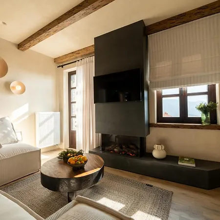 Maison Michelangelo Hotel *