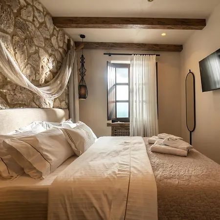 Maison Michelangelo أراخوفا