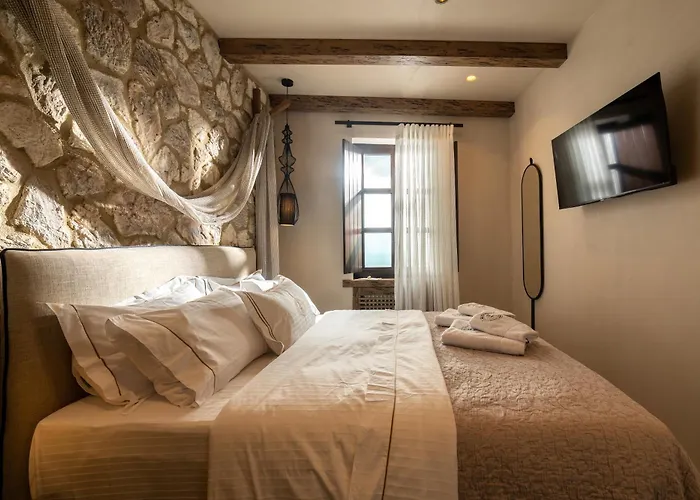 Maison Michelangelo Αράχωβα